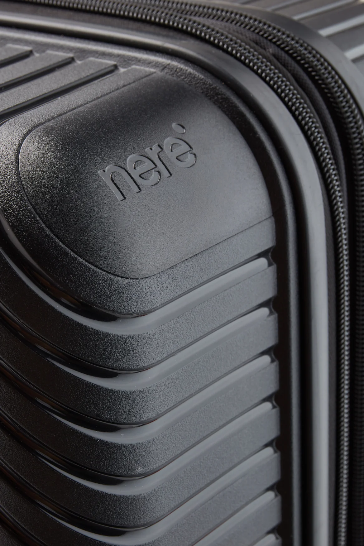 Bondi Check-In 66cm Suitcase - Image 9