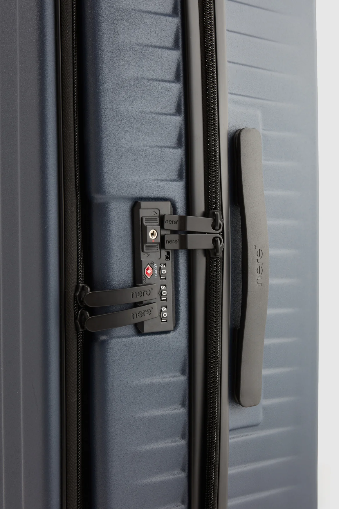 Venture Dual Open 3pc Suitcase Set - Image 9